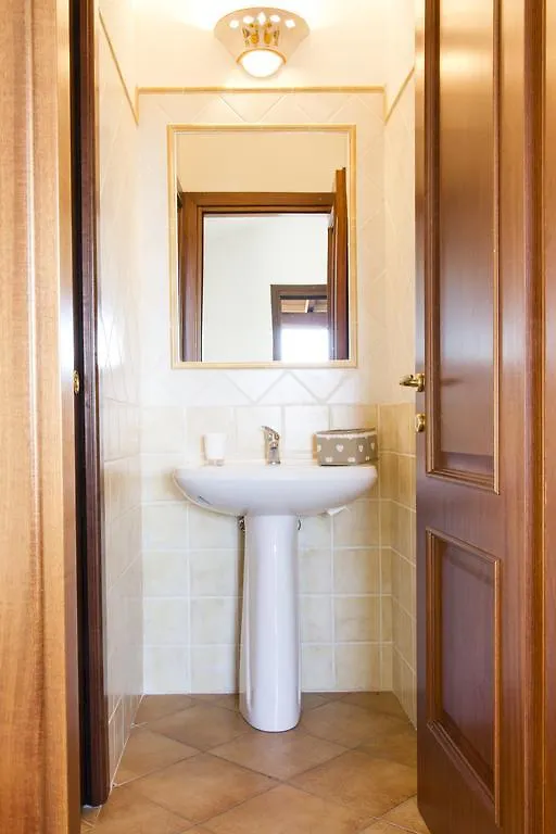 I Mari Di Gallura Apartment 圣特奥多罗 0*,