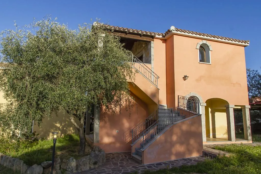 I Mari Di Gallura Apartment 圣特奥多罗 0*,  意大利