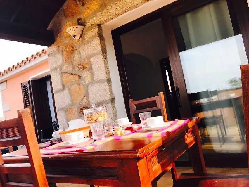 I Mari Di Gallura Apartment 圣特奥多罗